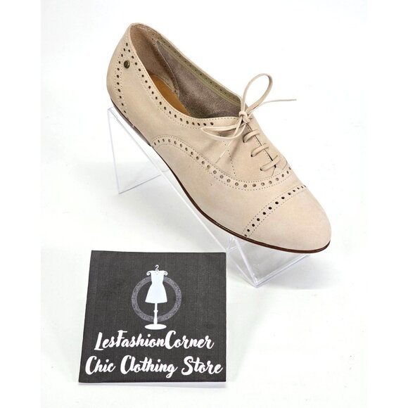 Etienne Aigner Cream Flats - Picture 13 of 16